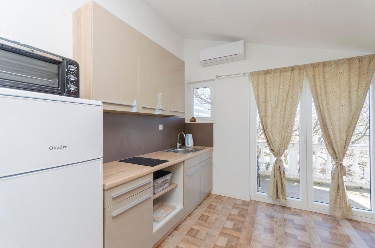 Apartments Snjezana Пироваць Екстер'єр фото